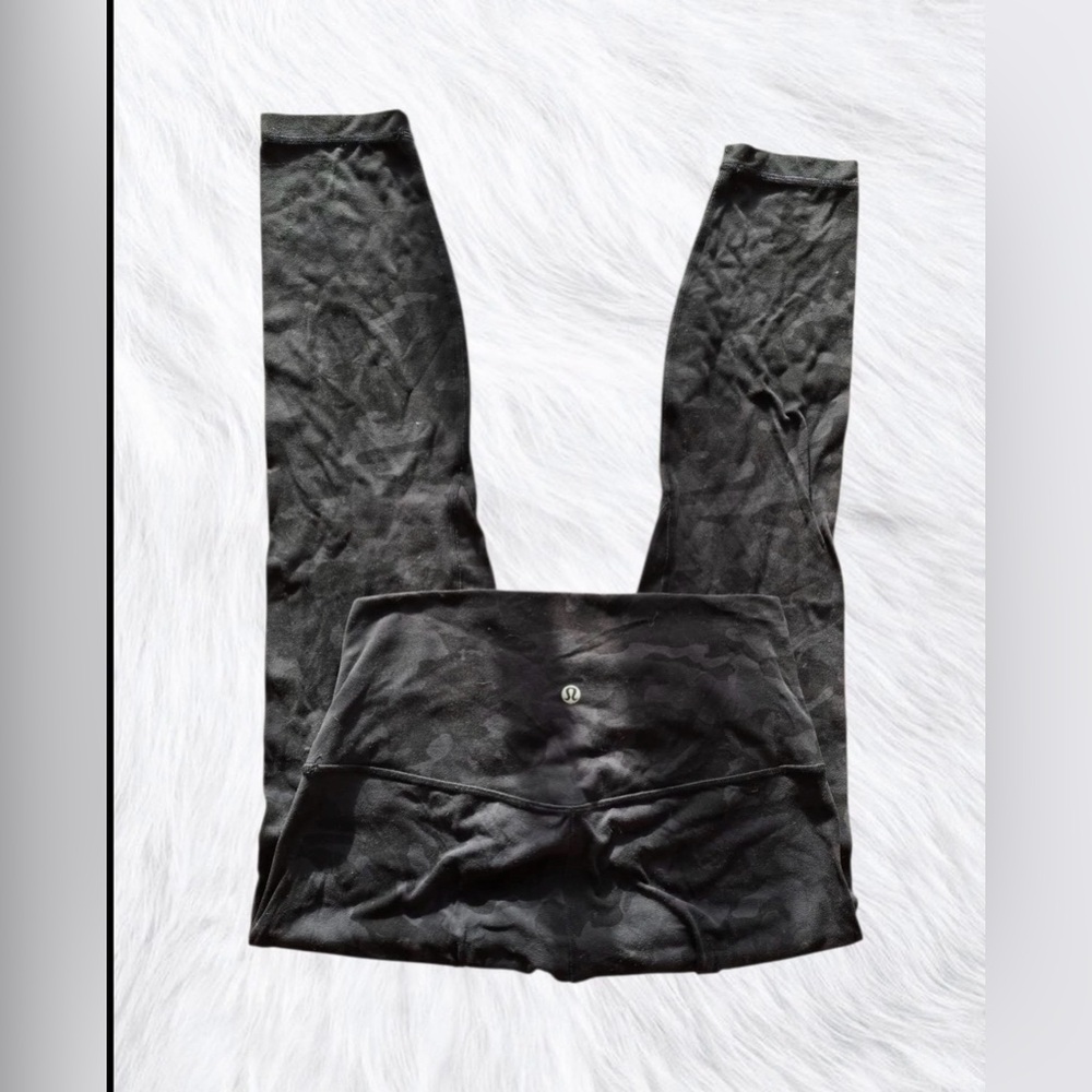 Lululemon align 25” black camo high rise leggings size 8